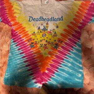 White and Red Short Sleeve Tee with Graphic Design